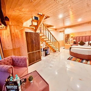 Himalayan Fort Resort, Manali - !!Riverside Property !! Big Garden With Bonfire !! Guest Preferred !! Scenic River & Mountain View !! Big Parking !! Luxury Balcony Rooms !! Playing Zone !! Property Of The Year